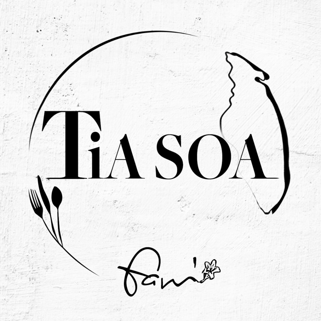 Tia Soa Fam logo blanc – Lyly